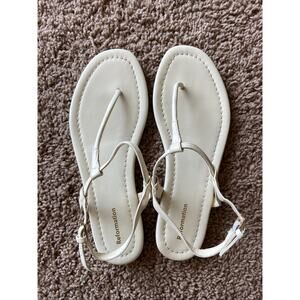 Reformation‎ Ivory Cream Leather T Strap Thong Sandals Adjustable Ankle Strap 6